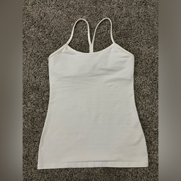Power Y Lululemon white tank top. Size 8. GUC. No pads included - Picture 3 of 5